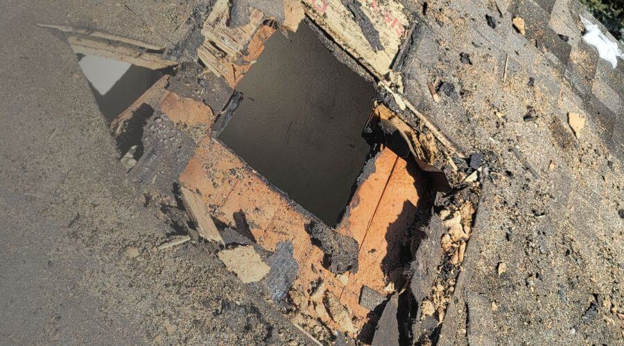 Why choose water damage restoration service for commercial flood cleanup in Fort Worth